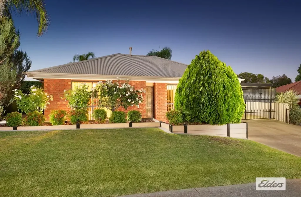 Beautiful 3-Bedroom Home with Modern Comforts & Spacious Outdoor Living