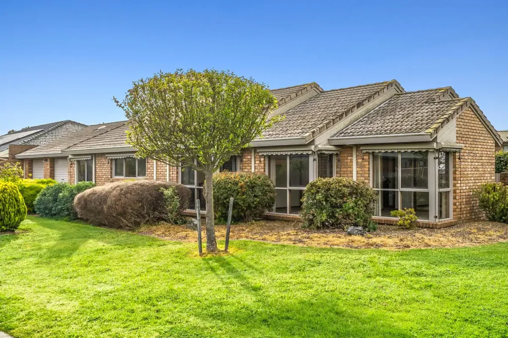 56 Balnagowan Avenue, Colac, VIC 3250