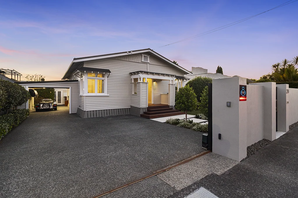 298 Point Chevalier Road, Point Chevalier, Auckland City, Auckland