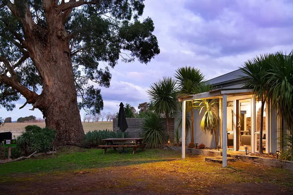 Daylesford 5 Bedroom Two Peaceful Retreats in an Idyllic Rural Setting