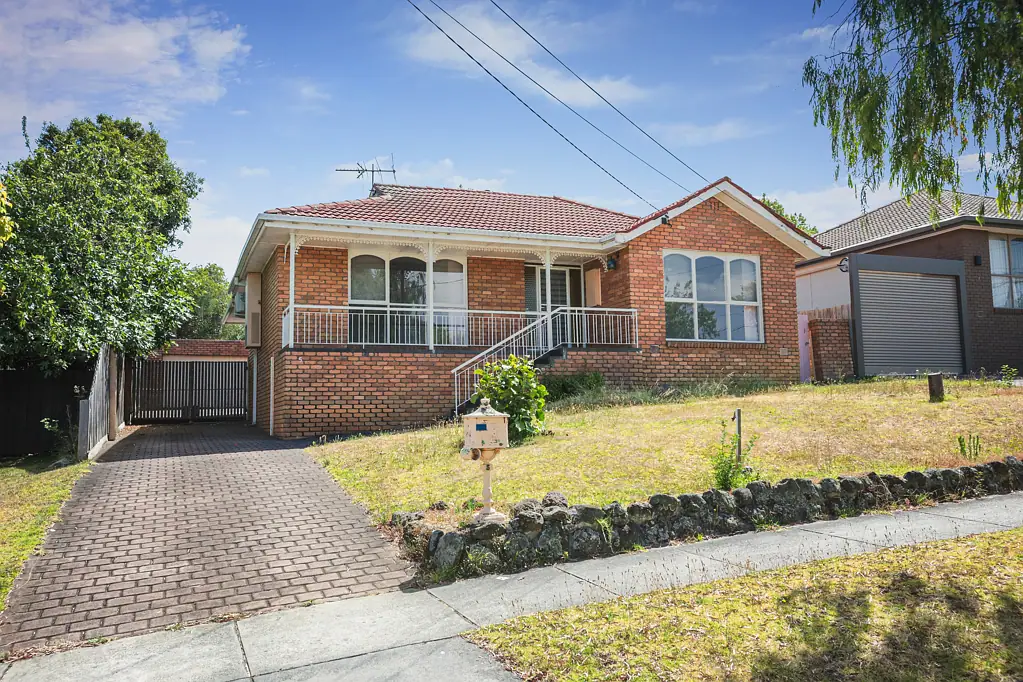 Spacious Family Home in Prime Wheelers Hill Location