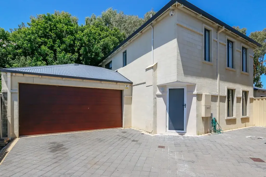 GOOD SIZED FAMILY HOME