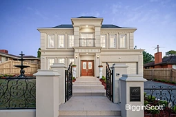 10 Barton Street, Doncaster East
