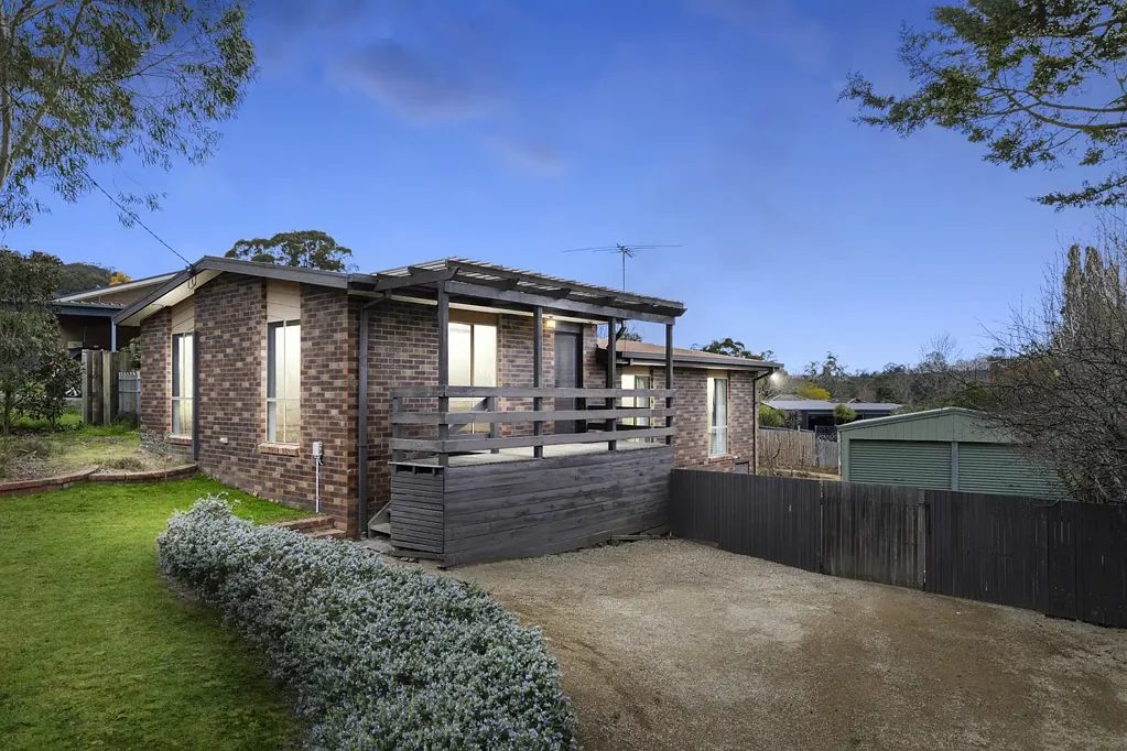 Lilydale 3房 现代舒适与轻松待客 Modern Comfort and Easy Entertaining