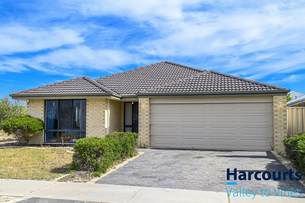 Ellenbrook 4Kwarto Searching for space?...Stop your search here!
