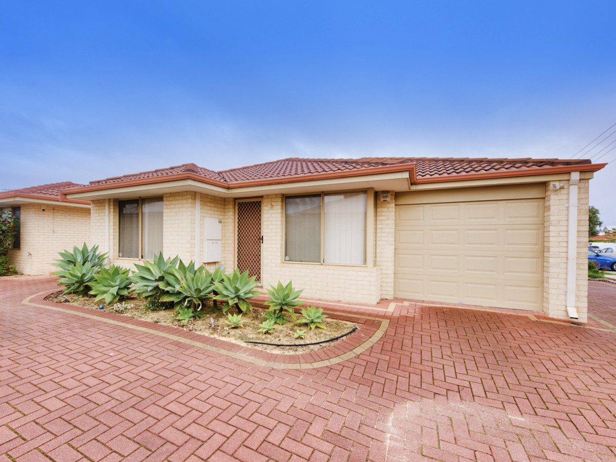 24A EASTDENE CIR, NOLLAMARA WA 6061, 0房, 0浴, House