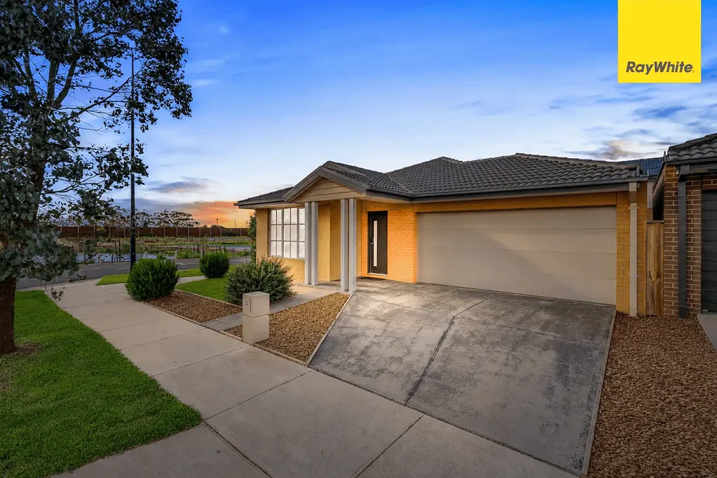 Thornhill Park 4房 现代家庭生活，坐拥公园式生活环境 Contemporary Family Living in a Parkside Lifestyle Setting