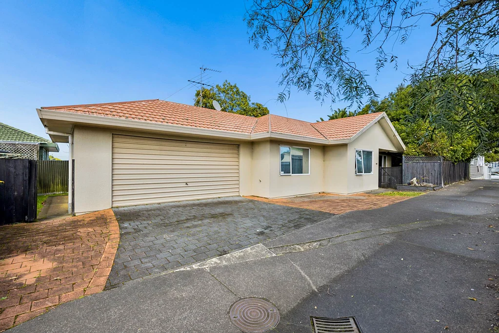 Onehunga 3બેડરૂમ Your vision. Your project. Your opportunity.