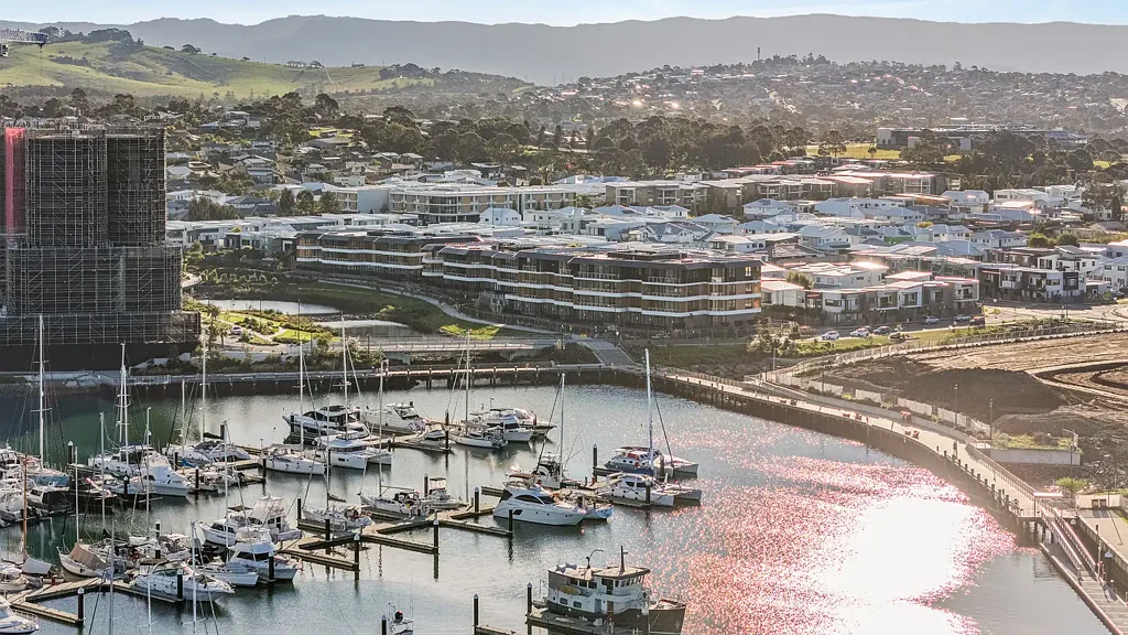Stunning ground floor unit in the heart of Shell Cove Marina!