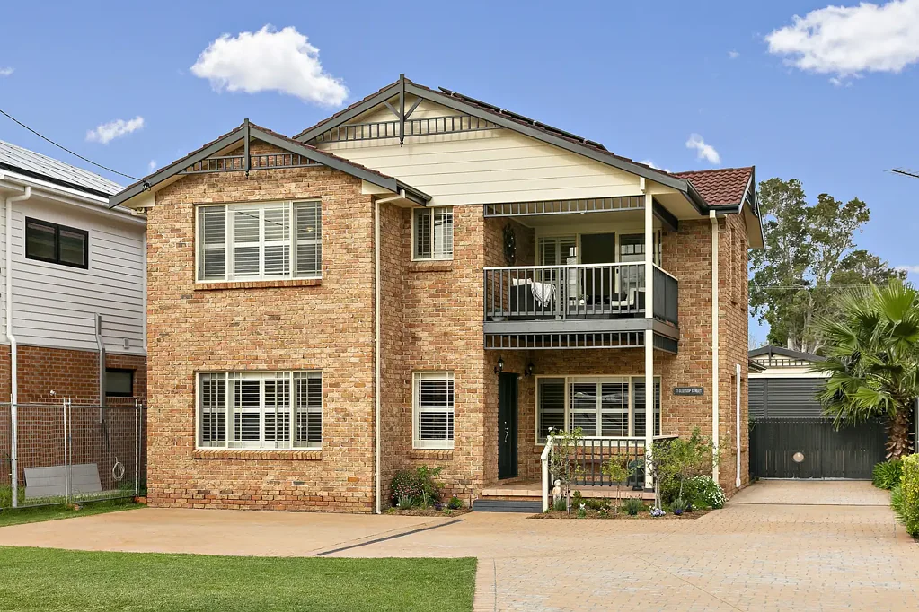 Towradgi 4Kwarto Wonderfully spacious and low-maintenance family classic close to surf