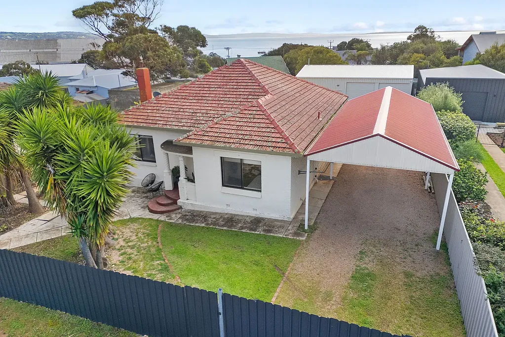 Port Lincoln 3 Slaapkamer Solid Home, Massive Shed, Endless Potential