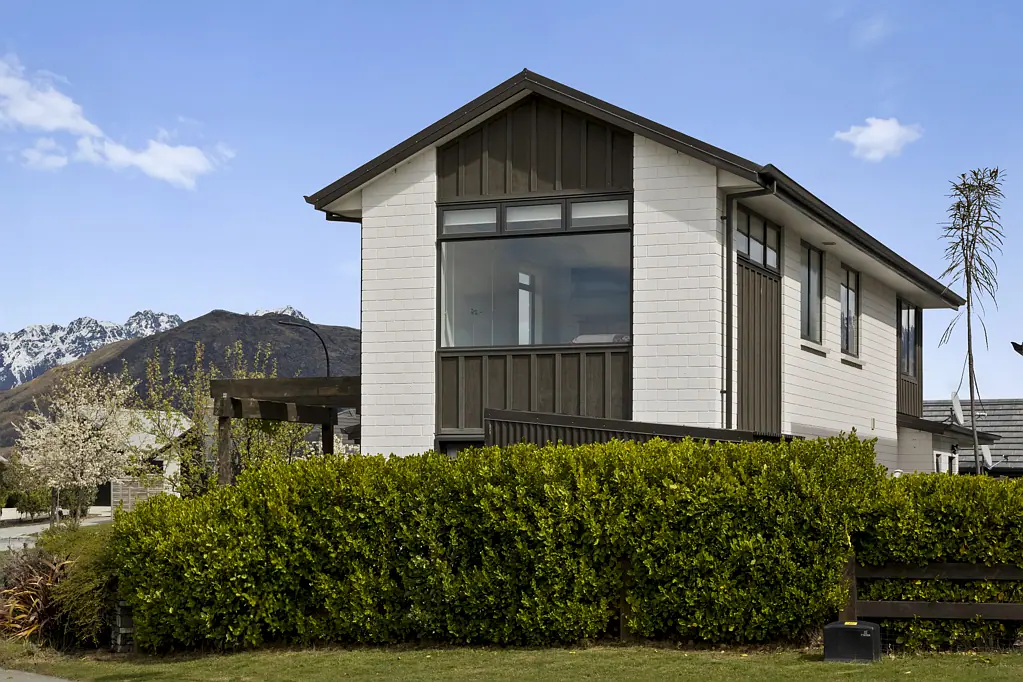 Lower Shotover 4ਬੈੱਡਰੂਮ Flexible Living with Income Potential​