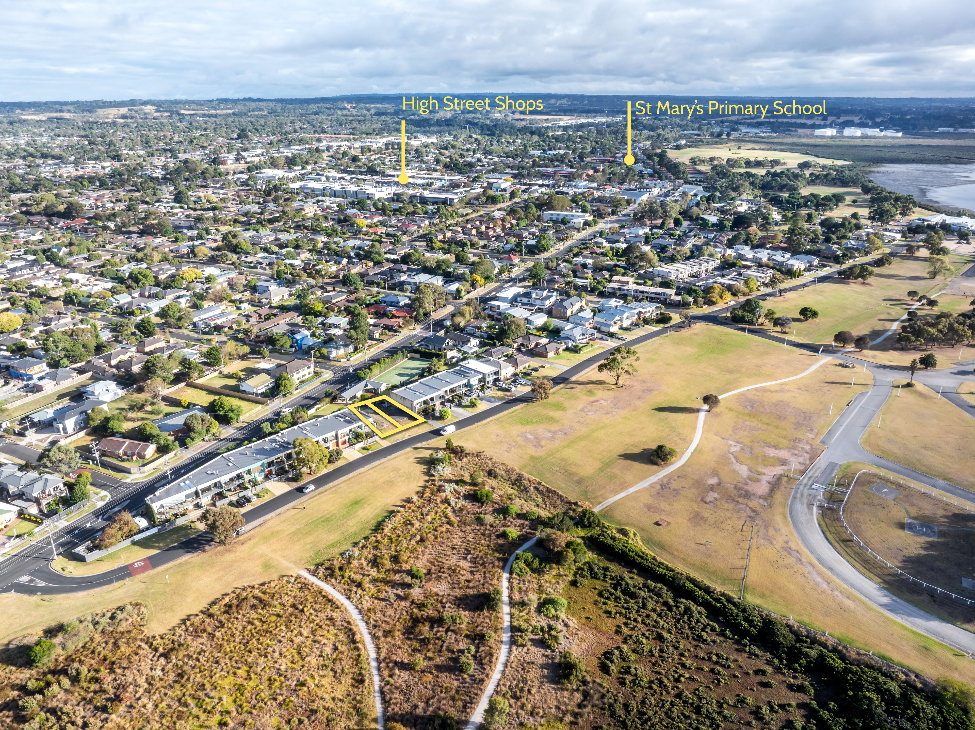 UNIT 11 2 SKINNER ST, HASTINGS VIC 3915, 0 rūma, 0 rūma horoi, Section