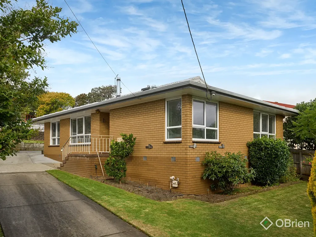 6 Russell Street, Drouin, VIC 3818