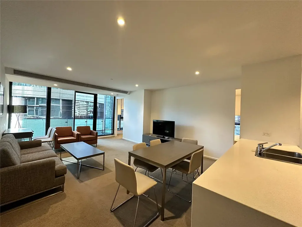 Furnished 3 bedrooms in CBD location