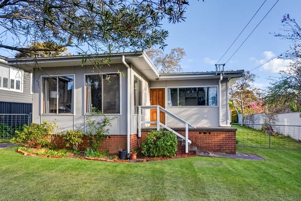 Wentworth Falls 4બેડરૂમ Mid-Century Character on a Generous 1,466sqm Block