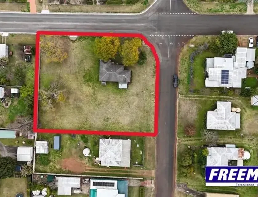 19-21 Fitzroy Street, Kingaroy, QLD 4610, 2房, 1浴, 独立屋