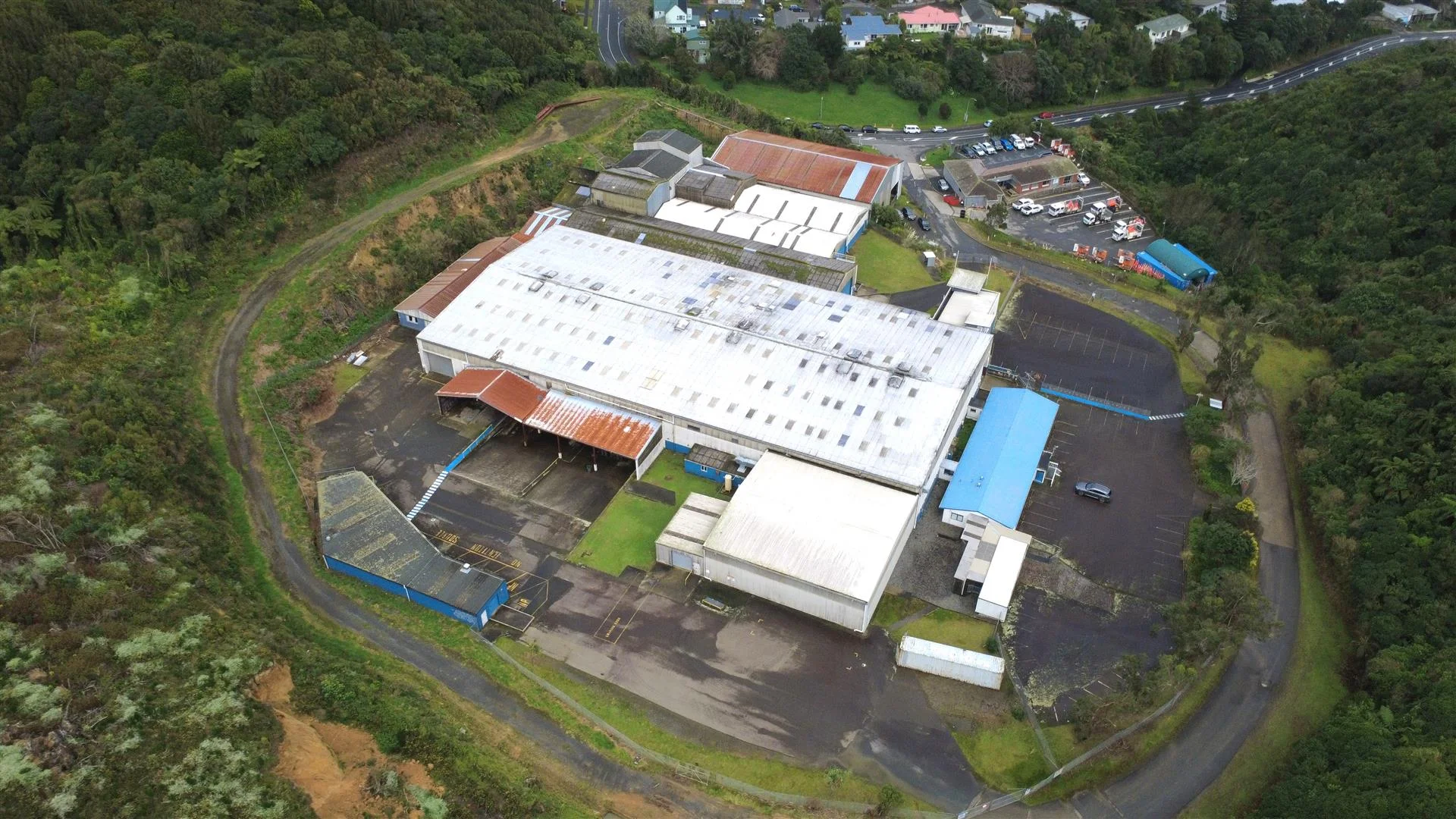 Tawa  Large Warehouse in Tawa
