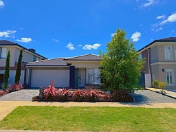 61 FENWAY BOULEVARD, Clyde North