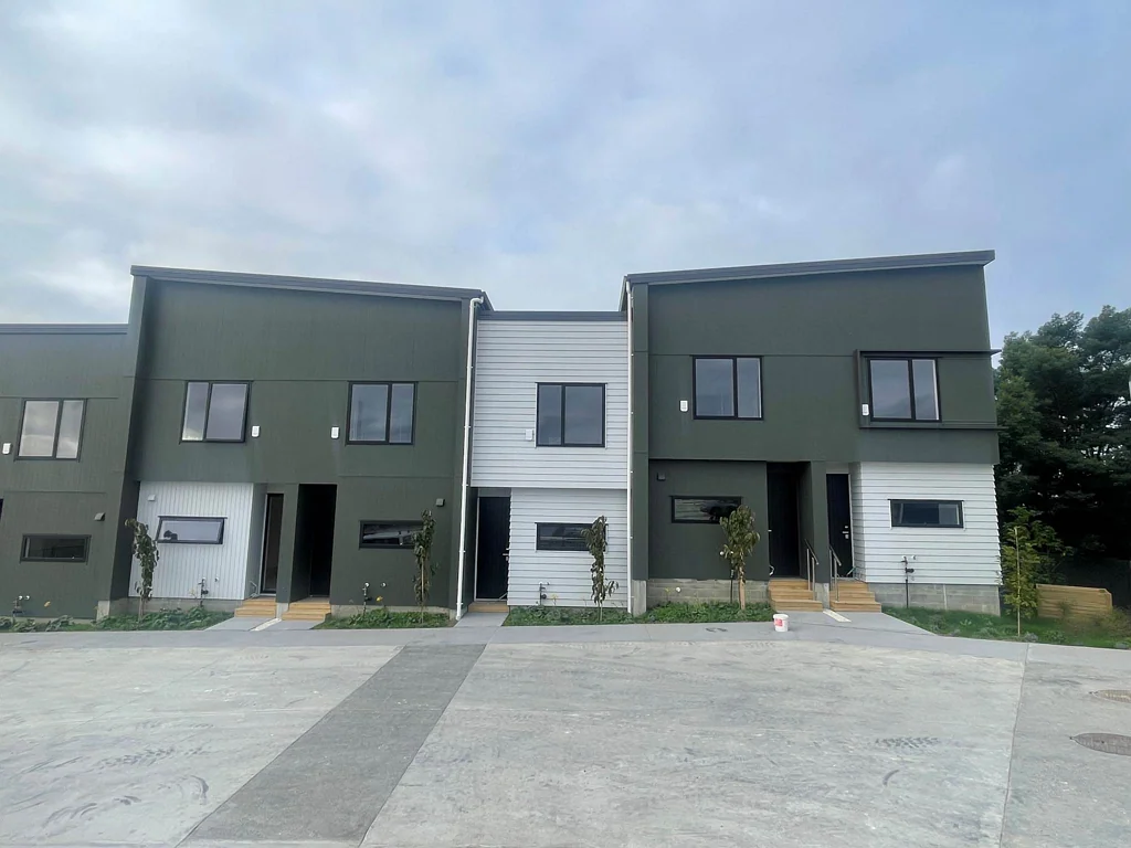 Massey 2房  Prime Location, High Elevation Spacious 2 Bedrooms