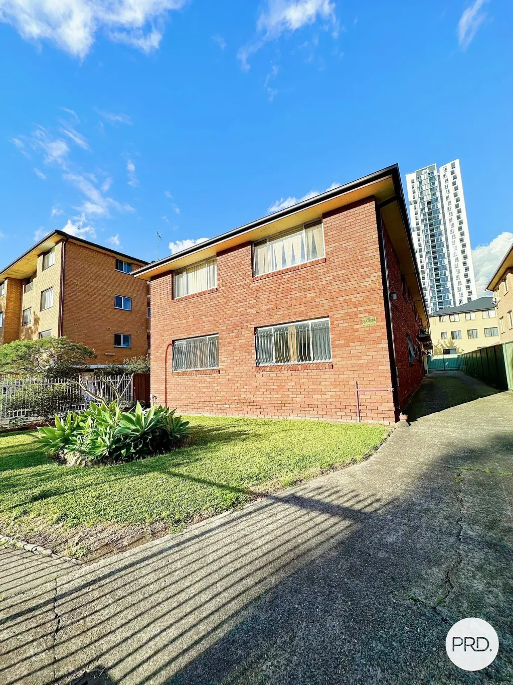 Neat and Tidy 2 Bedroom Unit