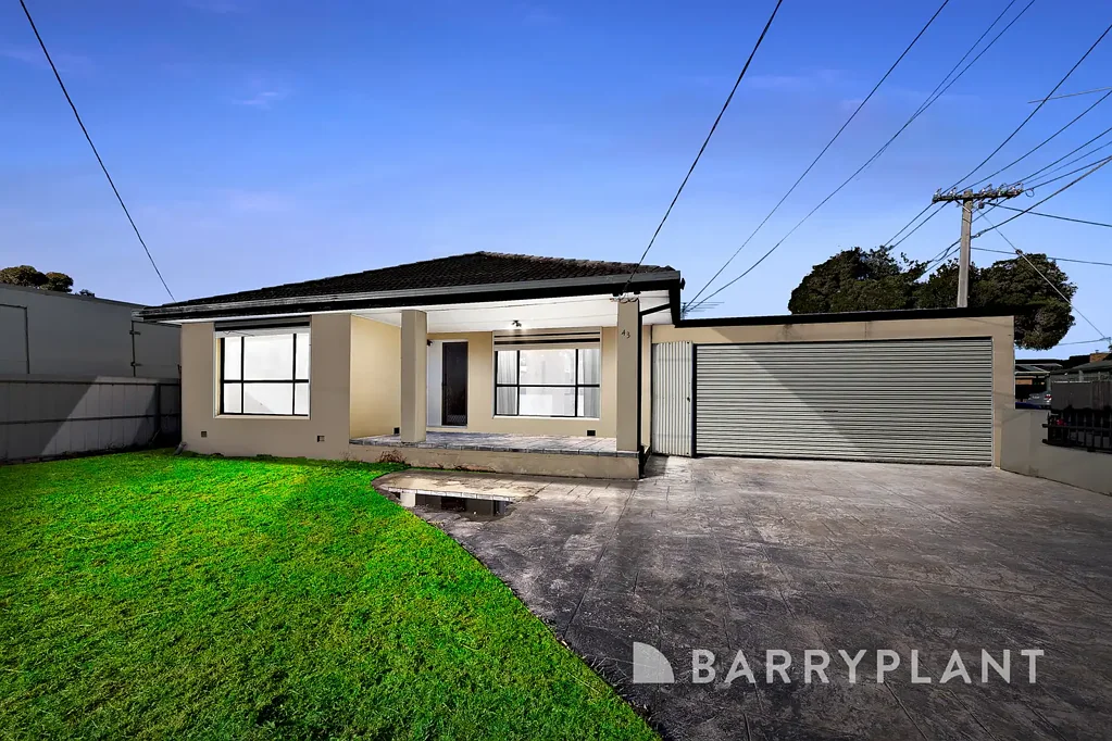 St Albans 3Moenga Corner Block With Loads of Potential