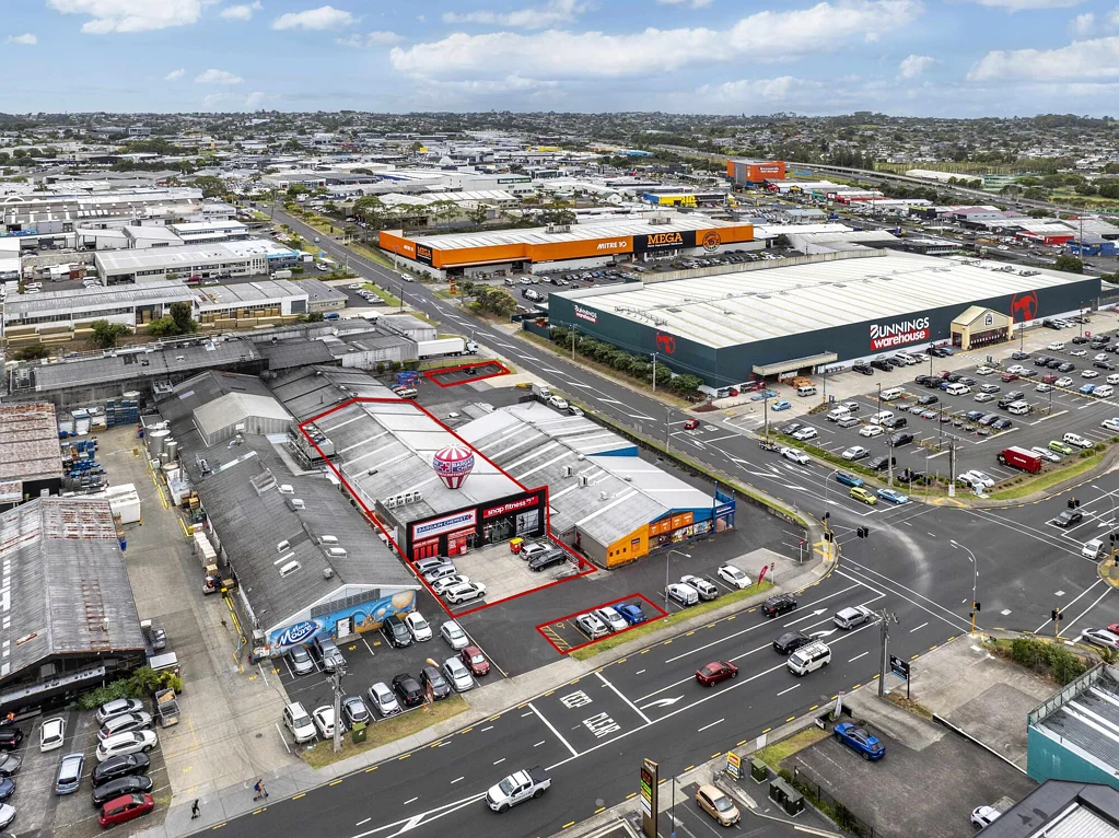 Wairau Valley High-profile investment, split-risk with growth