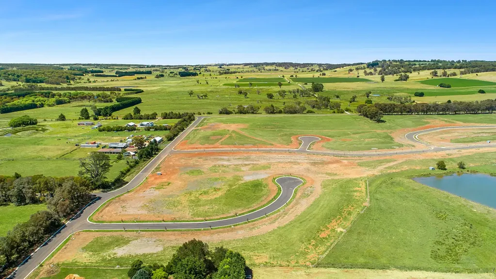 Crookwell LET YOUR FUTURE BLOOM!