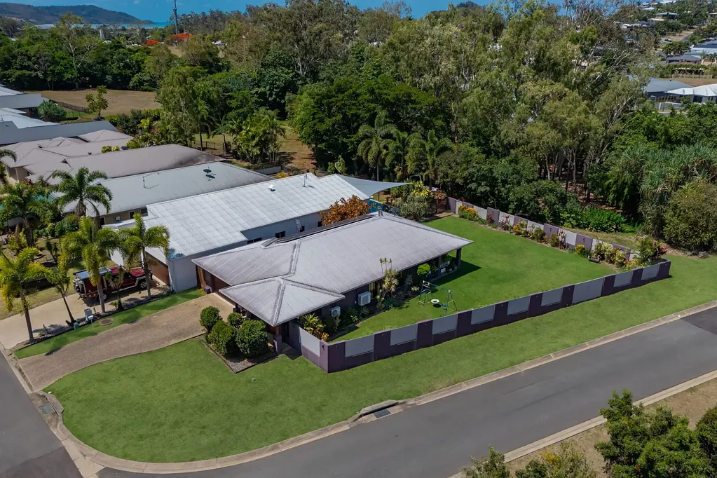 6 Waite Creek Court, Cannonvale, QLD 4802