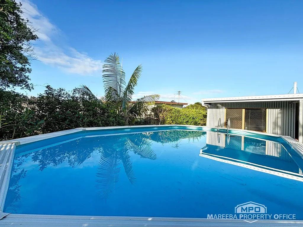 Mareeba 2 Slaapkamer PRIVATE, UPGRADED & PACKED WITH LIFESTYLE APPEAL