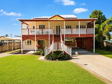 18 Bryant St, Tully, QLD 4854, 4 slaapkamers, 2 badkamers, House