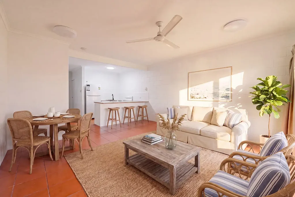 Redlynch 2 Slaapkamer Stylish Townhouse in the Heart of Redlynch Village