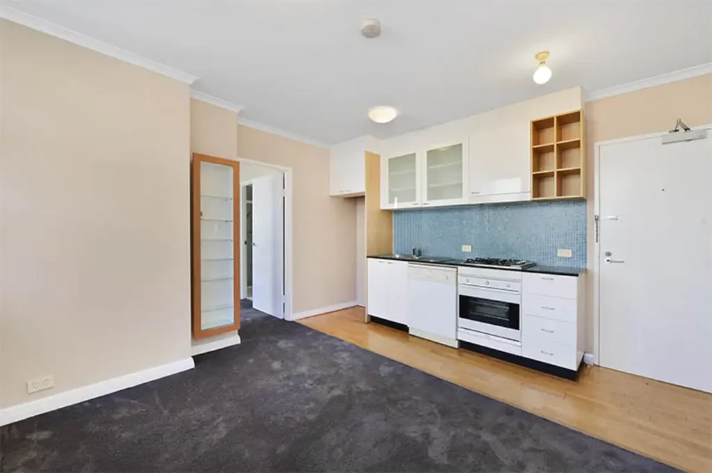 Bright Top-Floor Apartment in Prime Diseno Complex Location | Unfurnished
