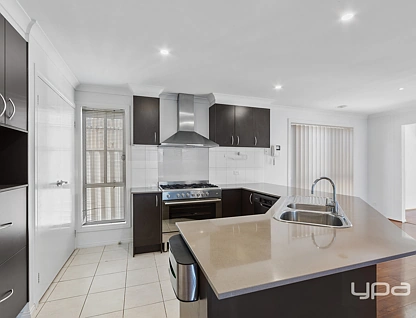 9 Manny Paul Circuit, Burnside Heights, Western Melbourne, 3 ਕਮਰੇ, 2 ਬਾਥਰੂਮ, House