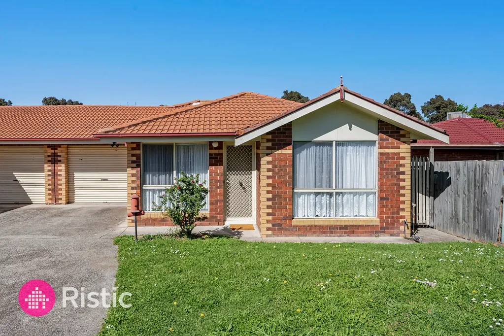 Epping 2 Slaapkamer Spacious Unit with Dual Living Zones in Prime Epping Location