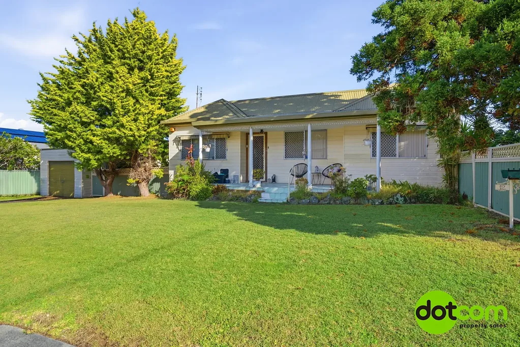 12 Yaralla Road, Toukley, NSW 2263