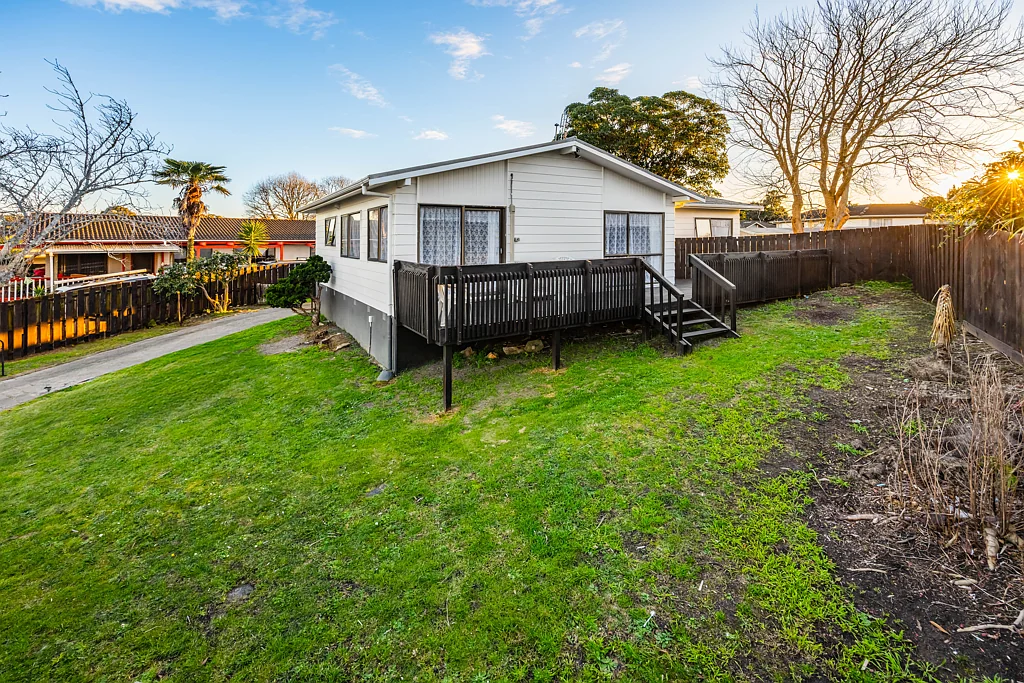 16 Limond Street, Randwick Park, Manukau City, Auckland