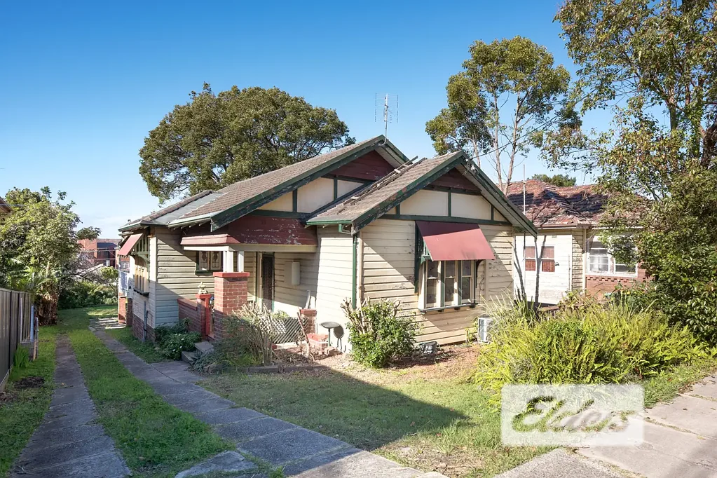 Waratah 3Kwarto Classic Gable Style Home with Character on Generous Grounds