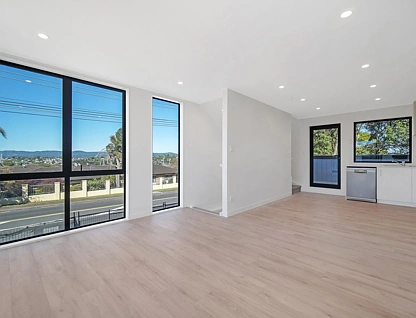 1/150 Royal Road, Massey, Waitakere City, 3房, 2浴, 整租城市屋