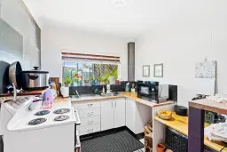 3/8-10 Nelson Street, Bungalow