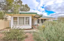 99 Pasadena Grove, Mildura