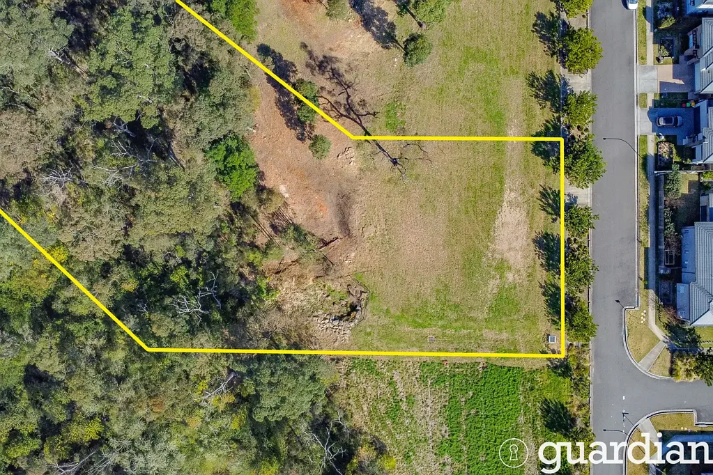 North Kellyville  5,144 sqm (1.27 acres) block with 36m road frontage