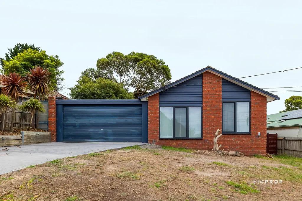 Spacious, Low-Maintenance Living in a Superb Area
