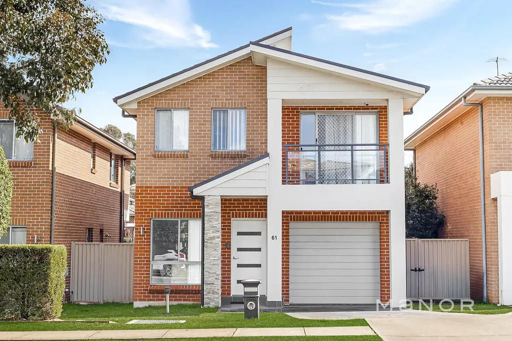 Kellyville Ridge 4 Bedroom Free Standing Residence in the heart of John Palmer & Ponds high school catchment.