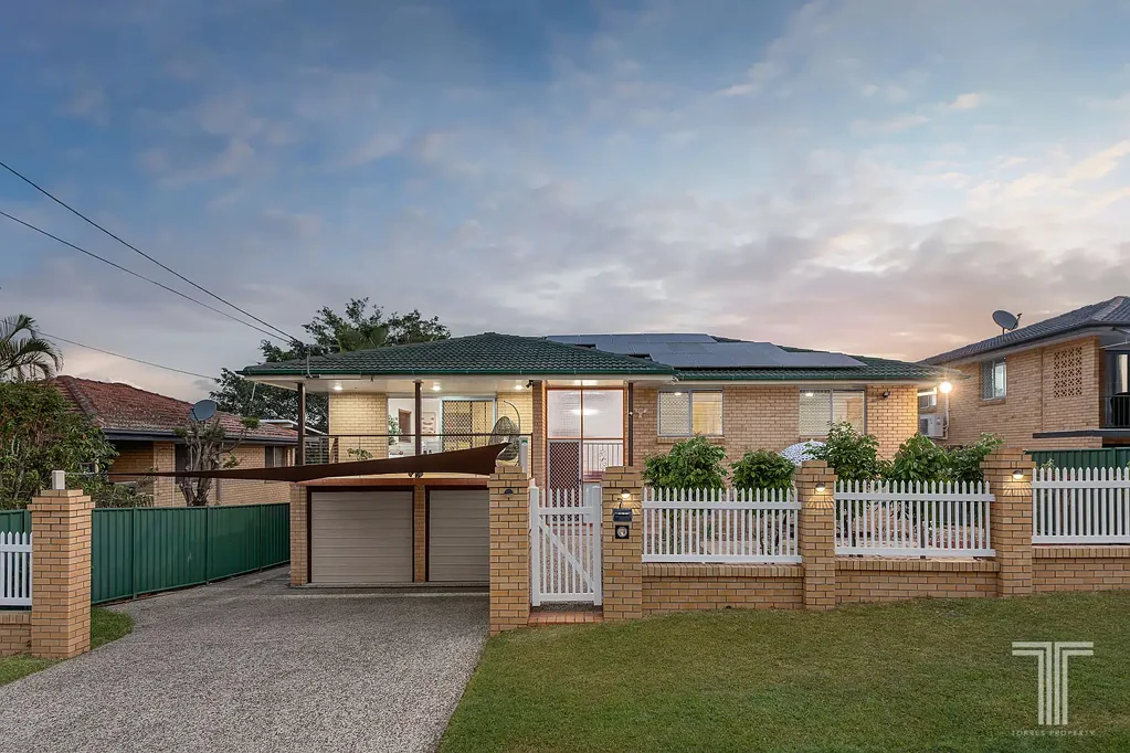 7 Mourilyan Street, Mansfield, QLD 4122