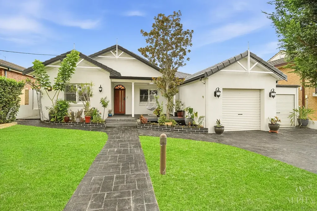 33 Ringrose Avenue, Greystanes, NSW 2145
