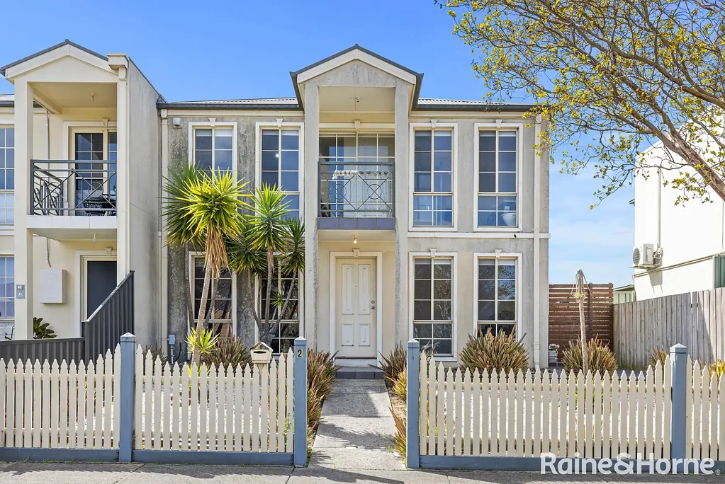 2 Parer Way, Roxburgh Park, VIC 3064