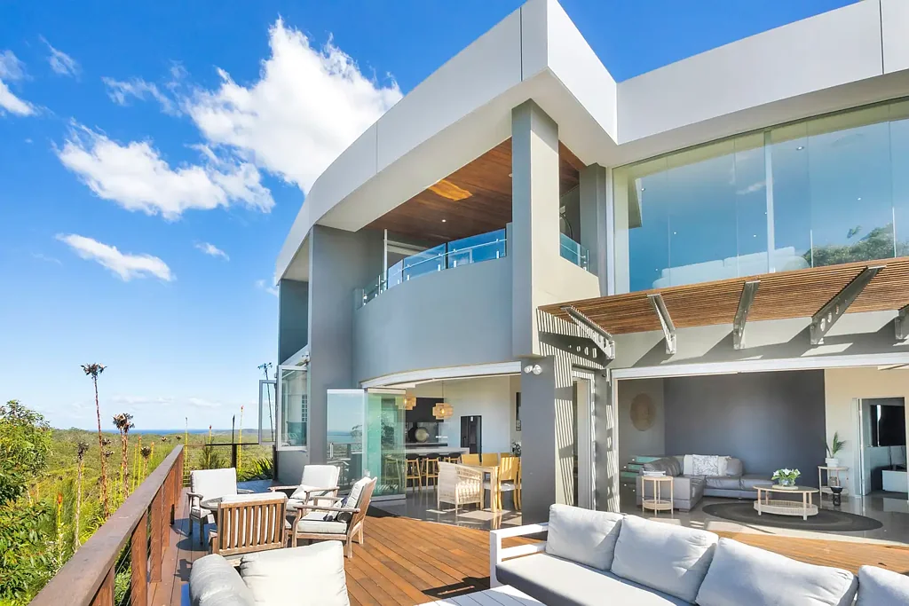 Nelson Bay 5ห้องนอน A Modern Architectural Masterpiece with Unparalleled Views and Sophisticated Design
