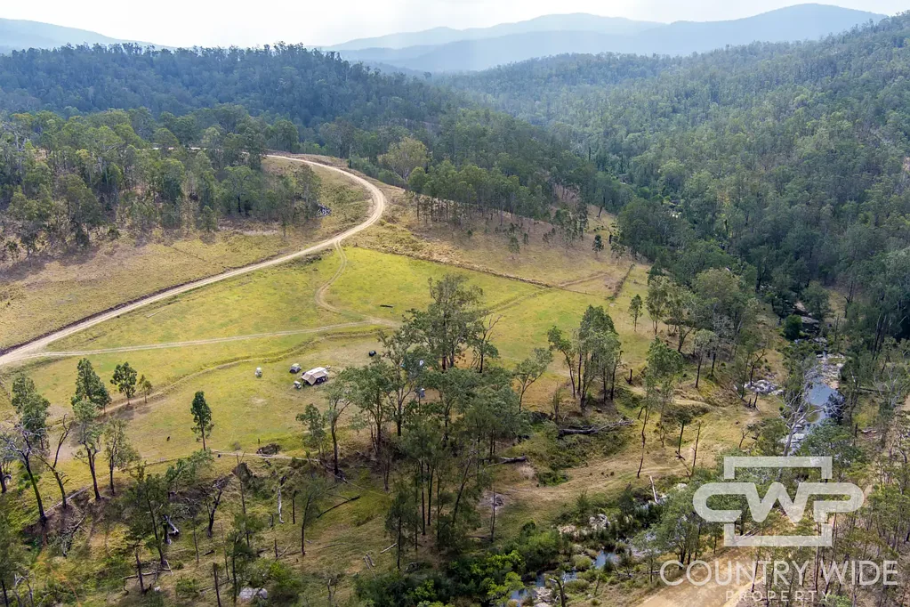 Rocky River Creek Frontage, Mountain Country & Plenty to Explore