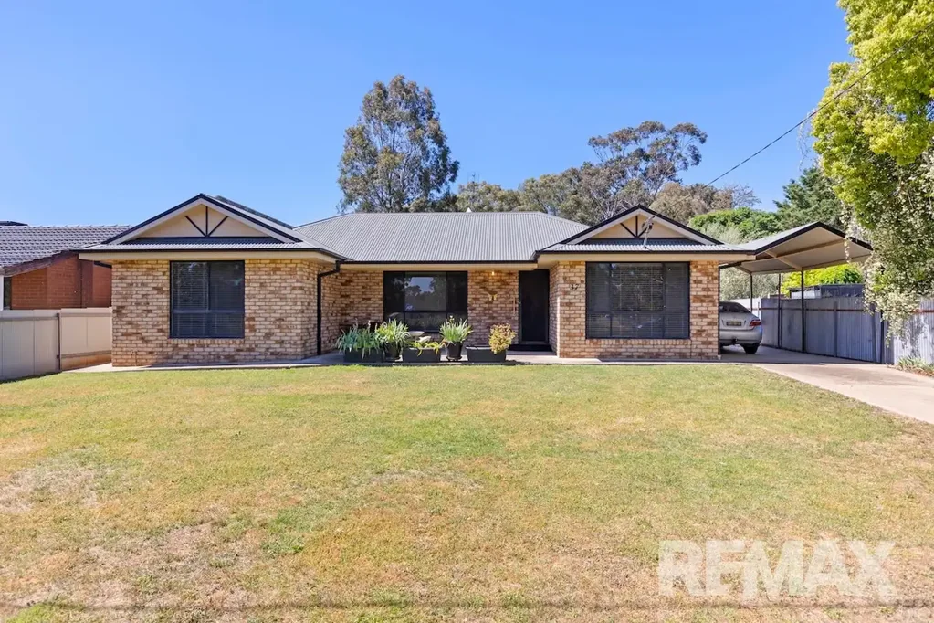 37 Uranquintry Street, Uranquinty, NSW 2652